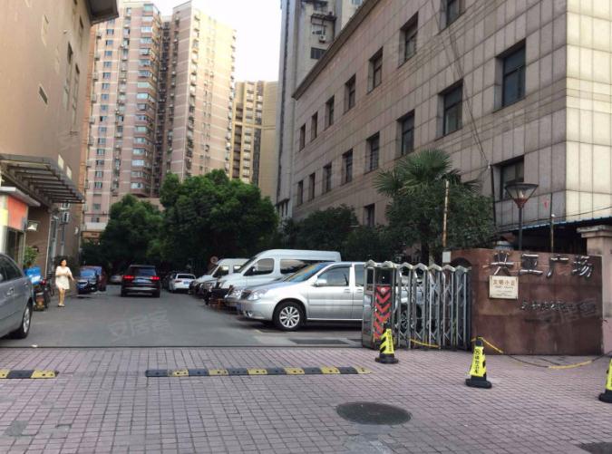 上海靜安區(qū)上海火車站3元以下租金寫(xiě)字樓招商大盤(pán)點(diǎn)