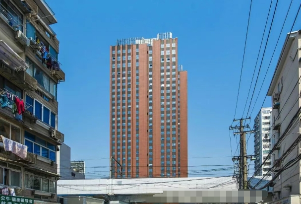 上海普陀區(qū)鎮(zhèn)坪路寫字樓招商好機會，3-4元租金等你來挑選！