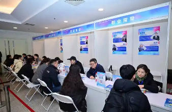 上海市人力資源社會保障局等七部門關(guān)于進一步加強本市重點產(chǎn)業(yè)領(lǐng)域技能人才培養(yǎng)試點工作的通知